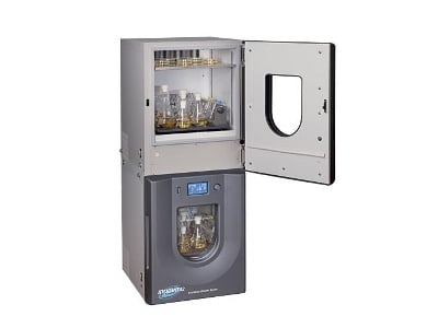 Innova® 42 On or Under Bench or Floor-Stackable Incubator Shakers