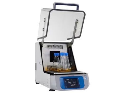 Solaris 2000 and 4000 Incubated and Refrigerated Benchtop Orbital Shakers